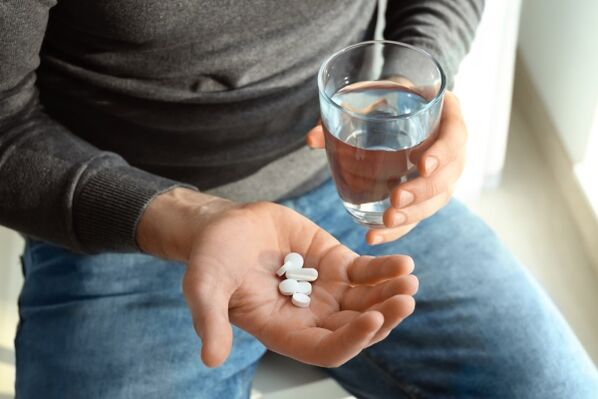 Take medication for bacterial prostatitis