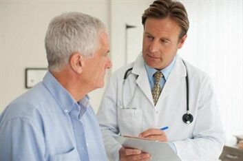 Patient with prostatitis during consultation with urologist